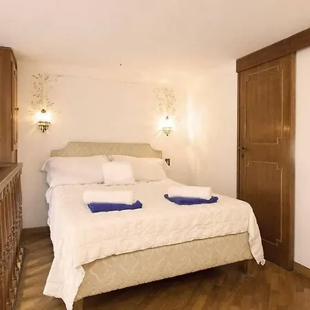 Apartment Maison 
